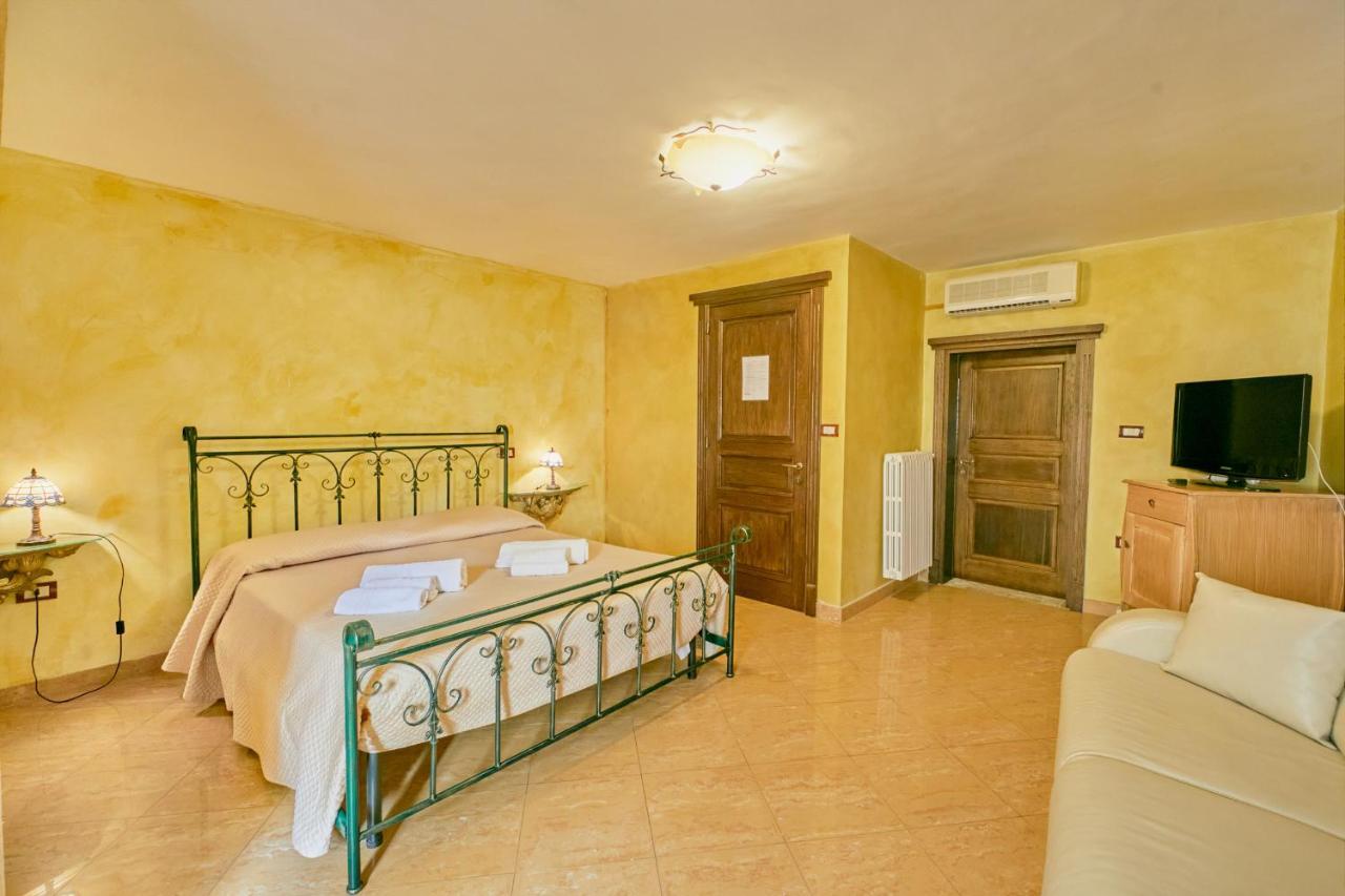 Centro Storico Rooms Галлиполи Экстерьер фото